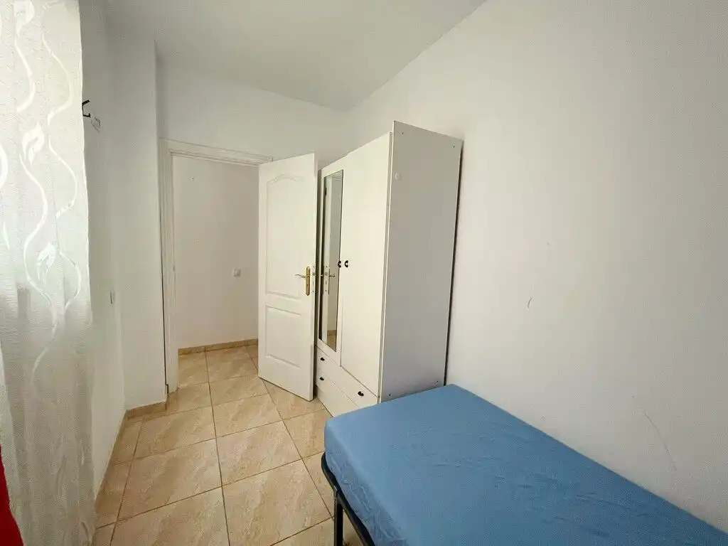 Habitación de Piso en venta en San Bartolomé de Tirajana con Aire acondicionado, Terraza y Amueblado