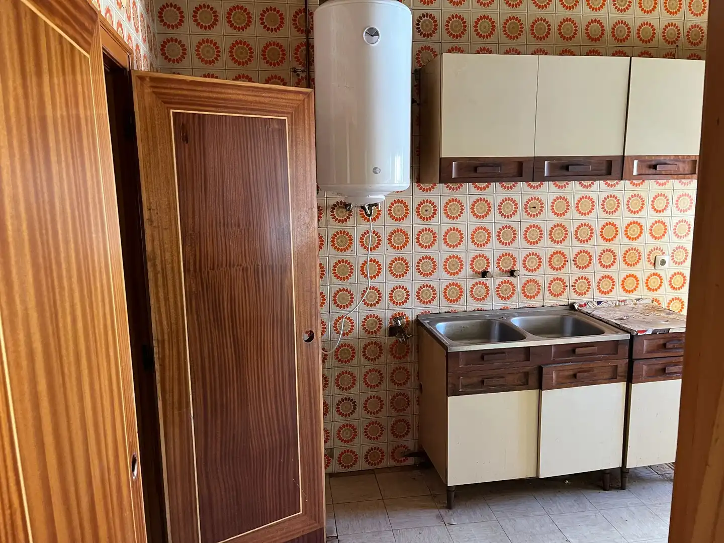 Cocina de Piso en venta en Las Navas del Marqués  con Calefacción y Trastero