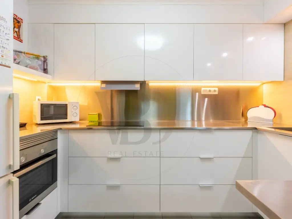 Kitchen of Apartments for sale in Eivissa  with Air Conditioner, Furnished and Oven