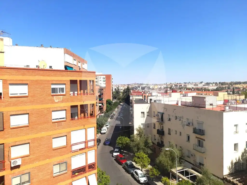 Piso con ascensor en venta en Avenida Santa Marina, imagen 38