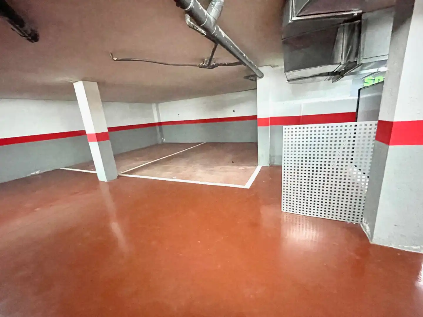 Parkplatz von Geschaftsraum zum Verkauf in Madrid