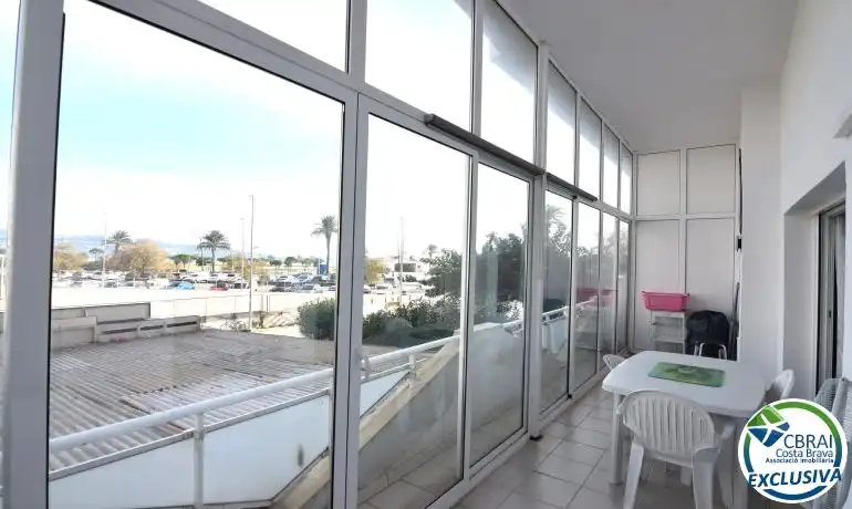 Terrassa de Dúplex en venda en Empuriabrava amb Calefacció i Moblat