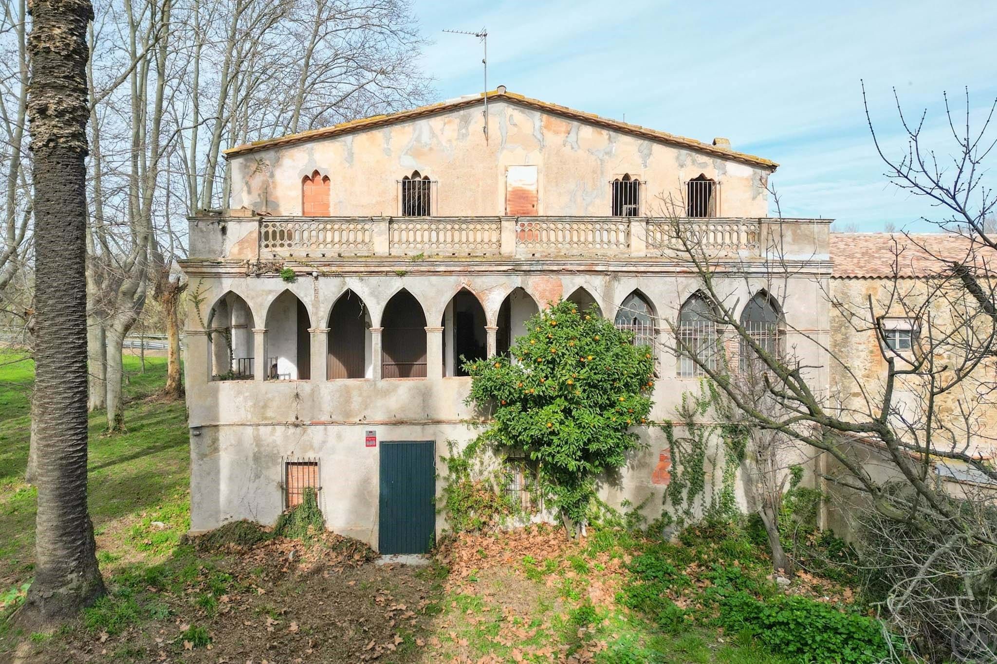 Vista exterior de Finca rústica en venta en Castelló d'Empúries con Trastero