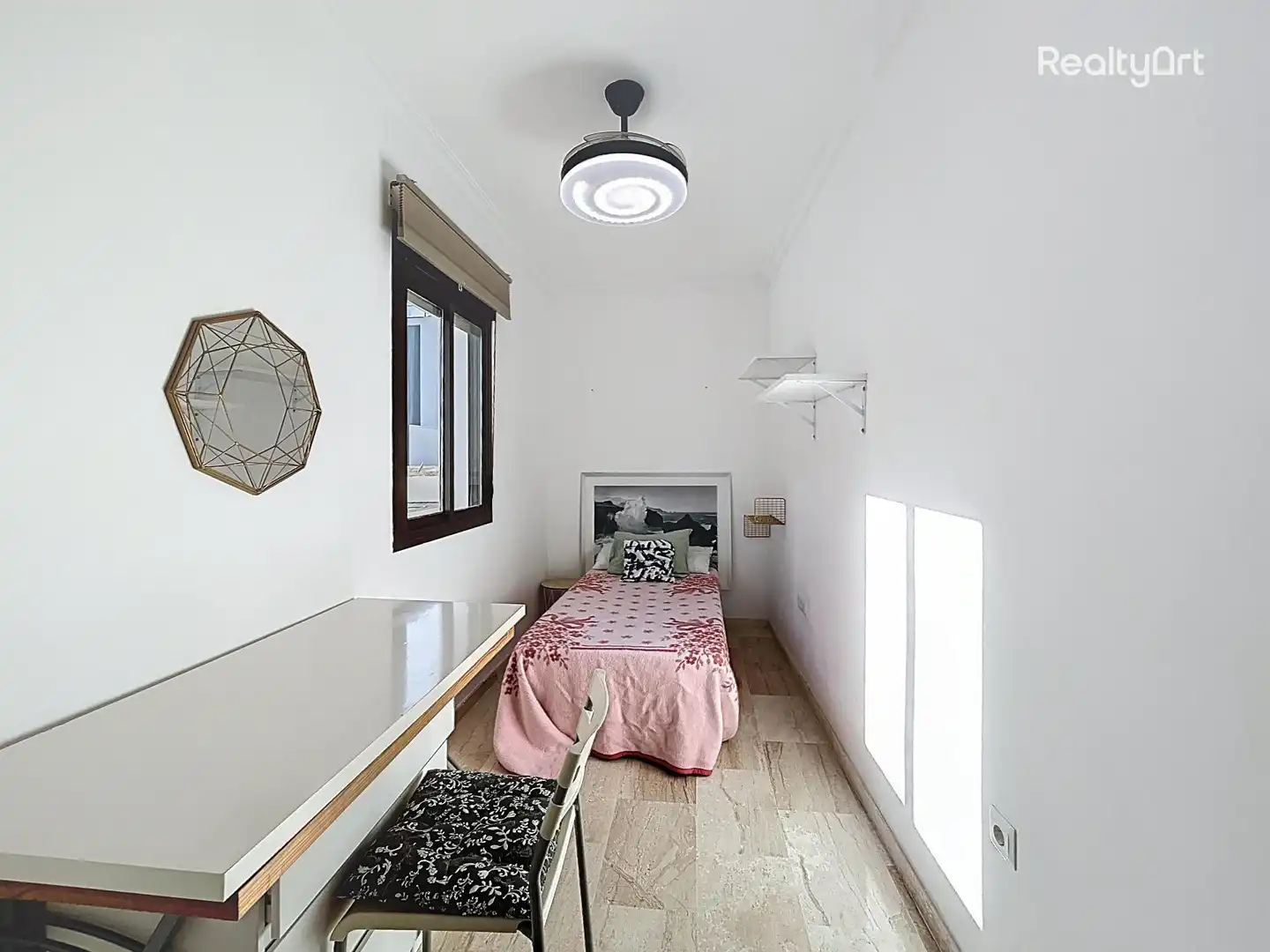 Habitación de Dúplex en venta en Sevilla con Aire acondicionado, Calefacción y Terraza