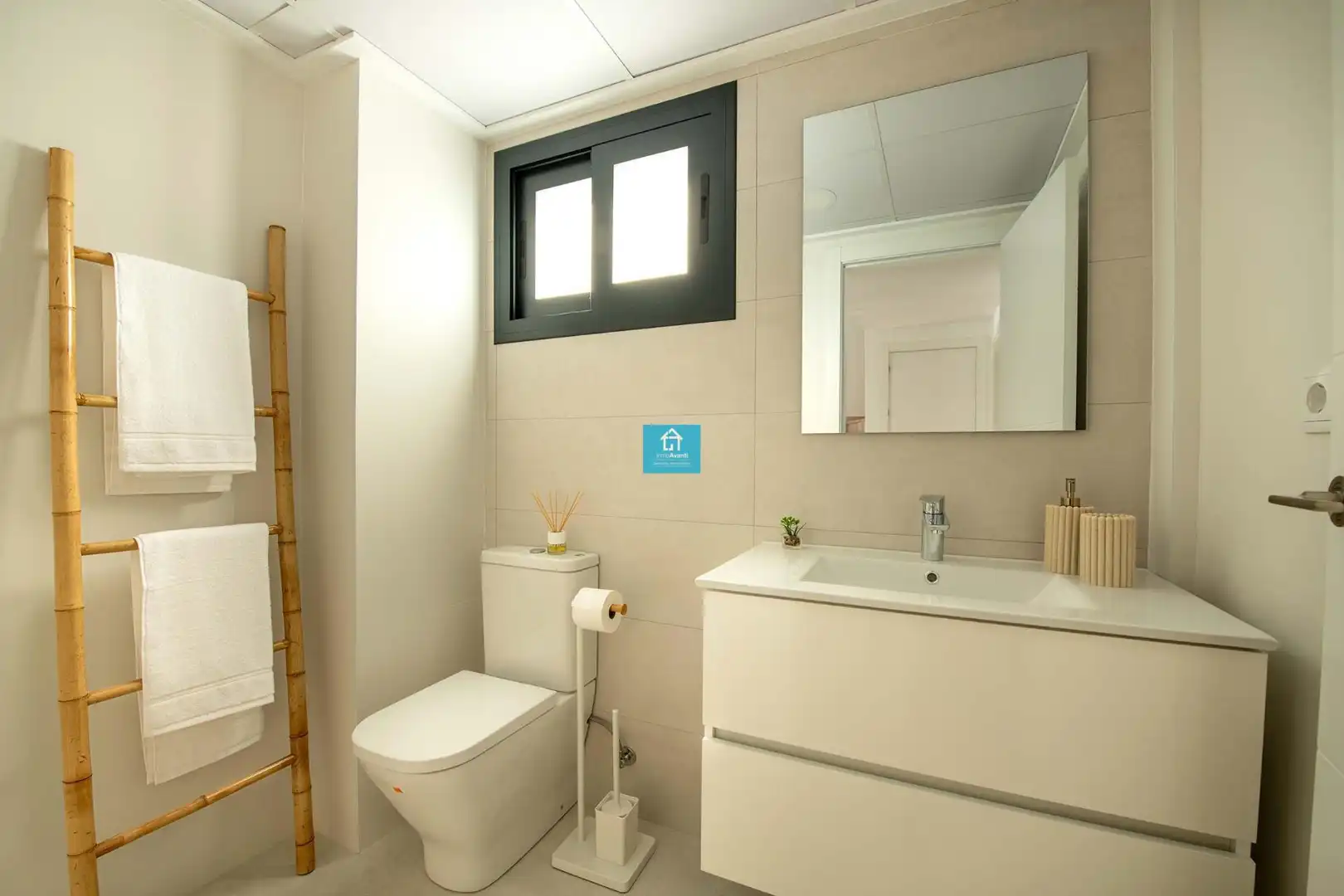 Baño de Casa o chalet en venta en Cox con Terraza, Balcón y Piscina comunitaria