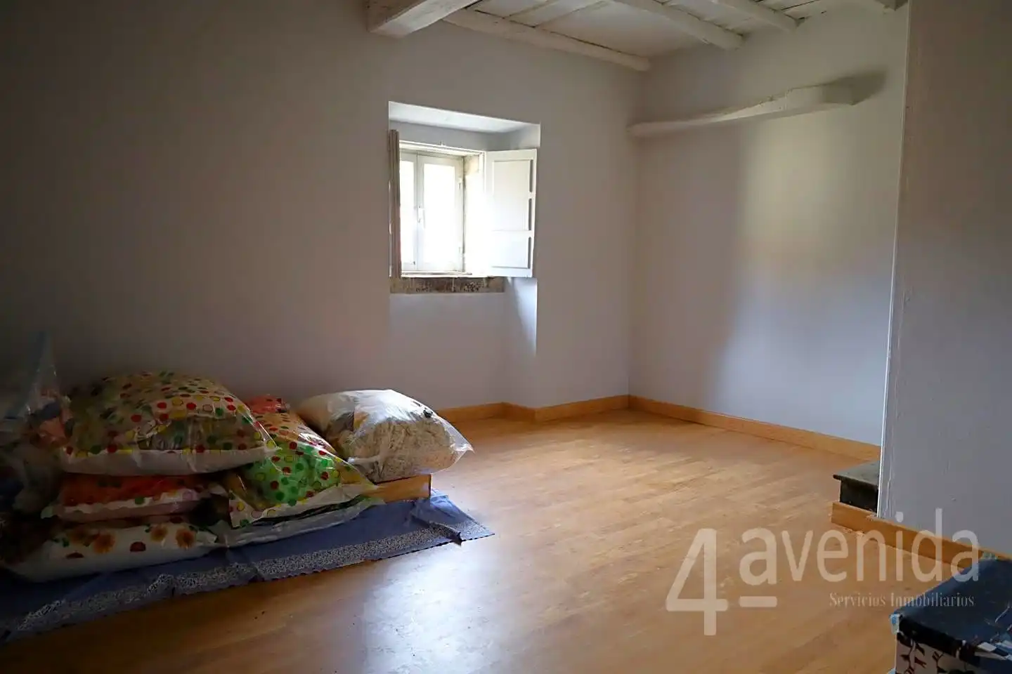 Casa adosada en venta en Villarigan, 12, Pravia