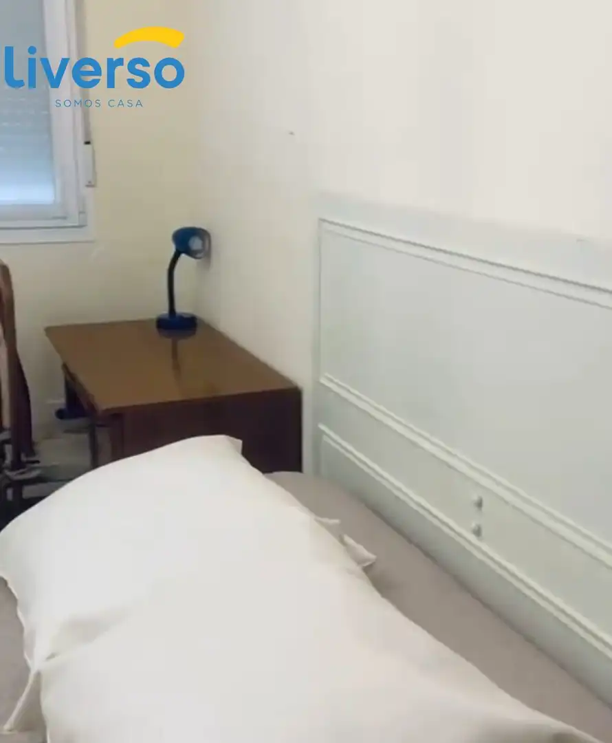 Bedroom of Flat for rent in Burgos  with Heating and Furnished