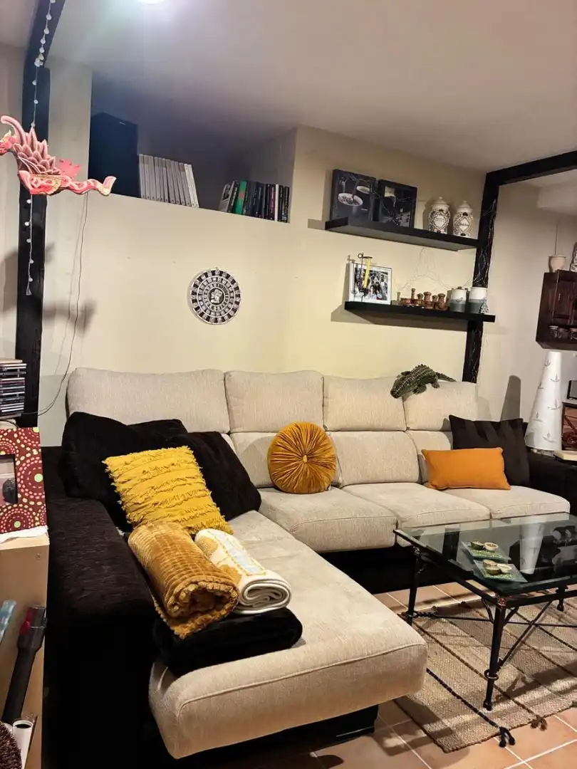 Wohnzimmer von Einfamilien-Reihenhaus zum Verkauf in Soria Capital  mit Heizung, Privatgarten und Terrasse