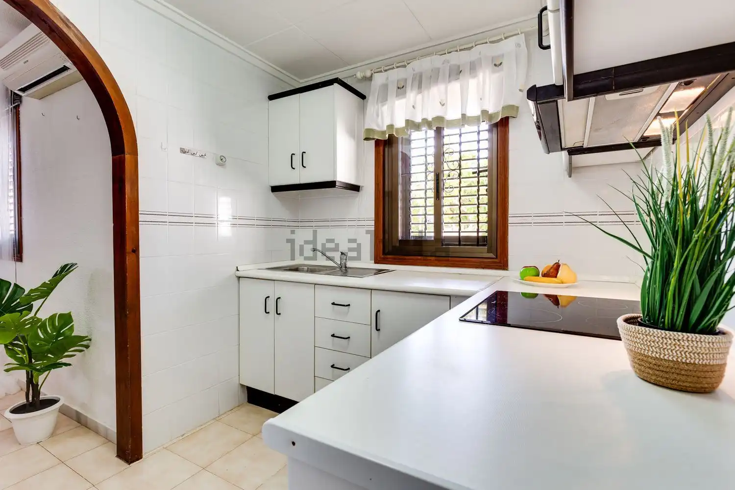 Cocina de Casa o chalet de alquiler en Pilar de la Horadada con Aire acondicionado, Calefacción y Jardín privado
