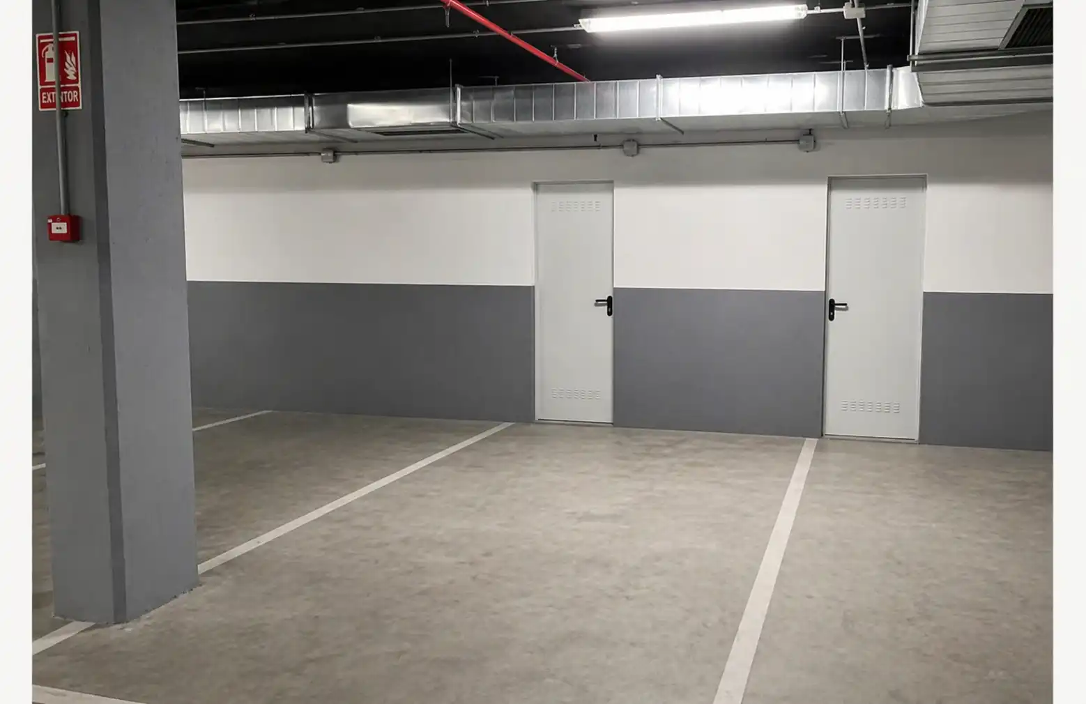 Parking of Flat for sale in Málaga  with Air Conditioner, Heating and Oven