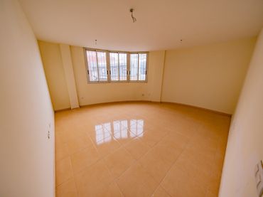 Flat with lift for sale in Calle el Colegio