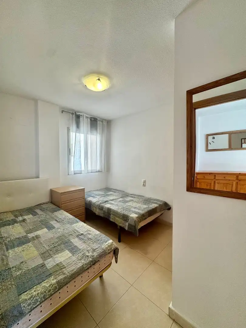 Schlafzimmer von Wohnung zum Verkauf in Torrevieja mit Klimaanlage, Heizung und Terrasse