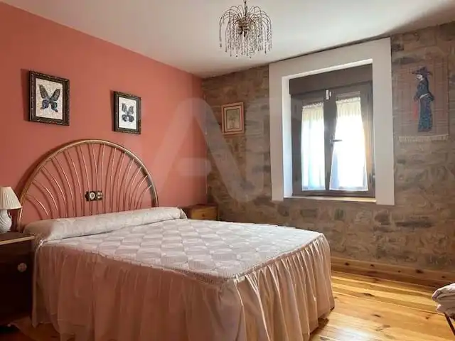 Dormitori de Casa o xalet en venda en Destriana amb Calefacció