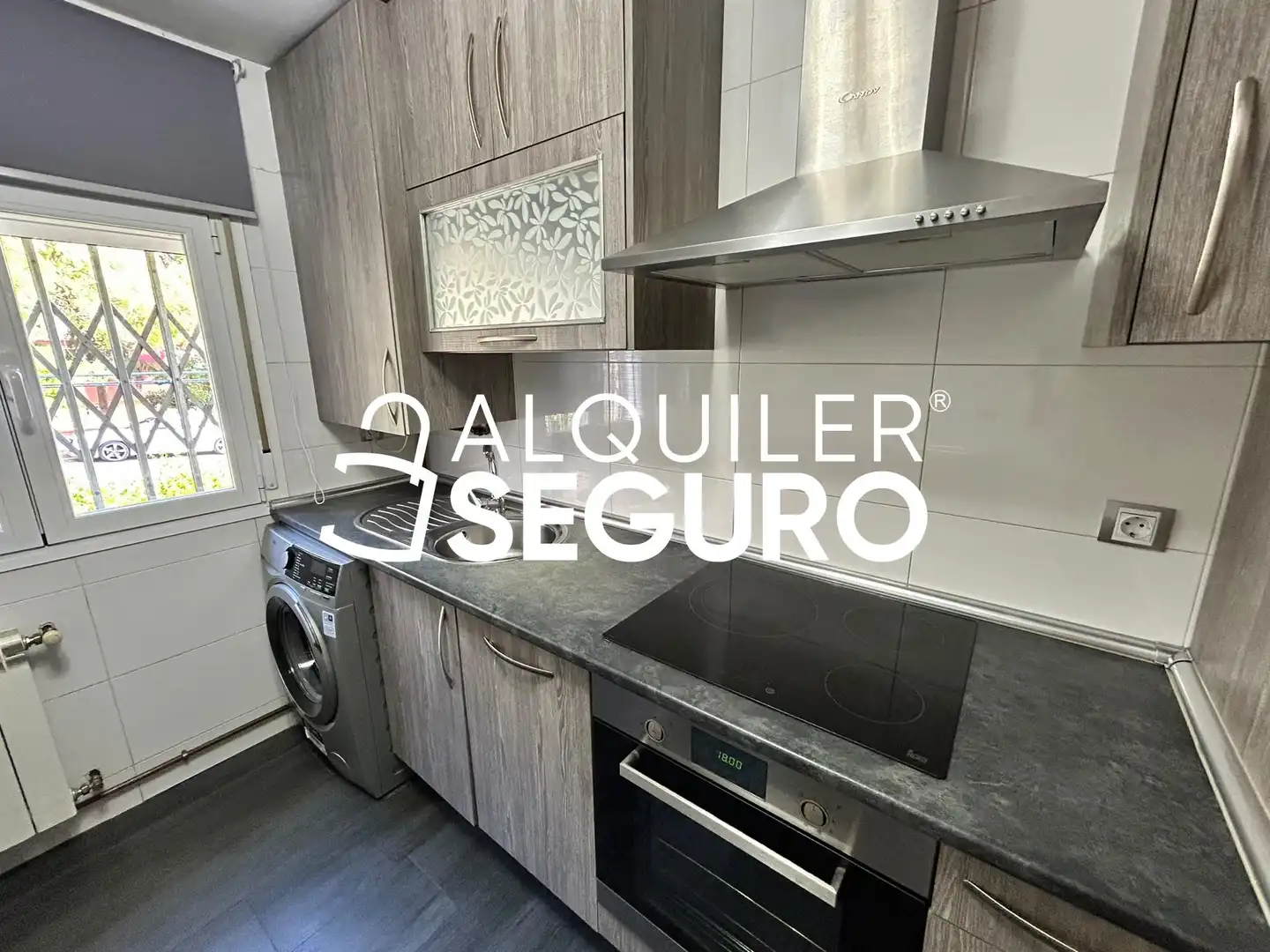 Cocina de Piso de alquiler en Madrid con Aire acondicionado, Calefacción y Amueblado