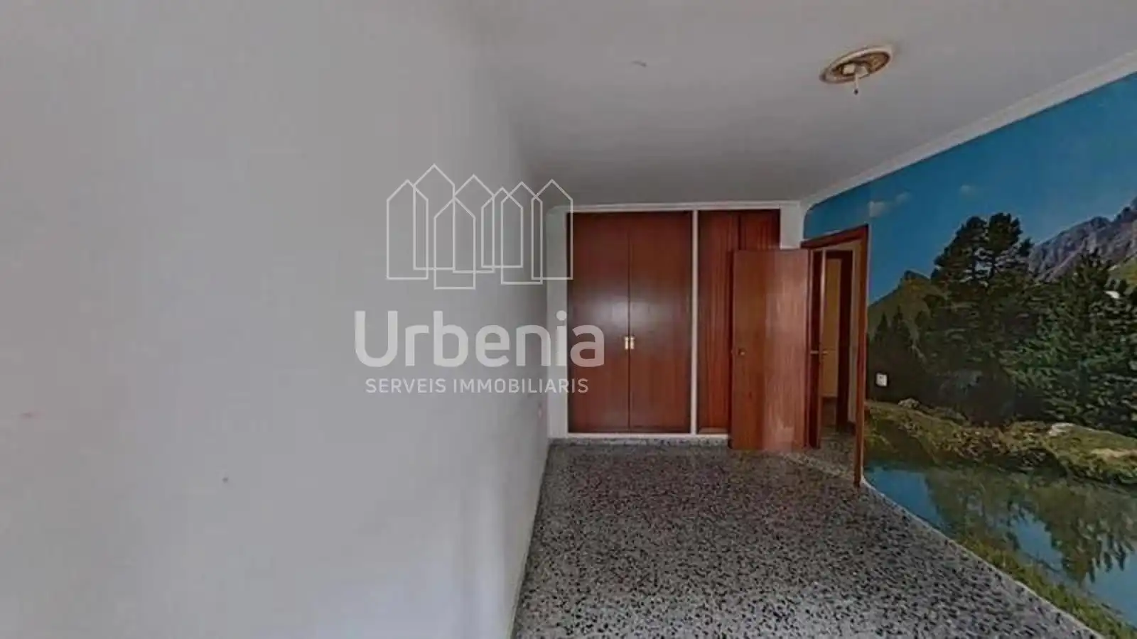 Piso en venta en Escales, Urbanitzacions