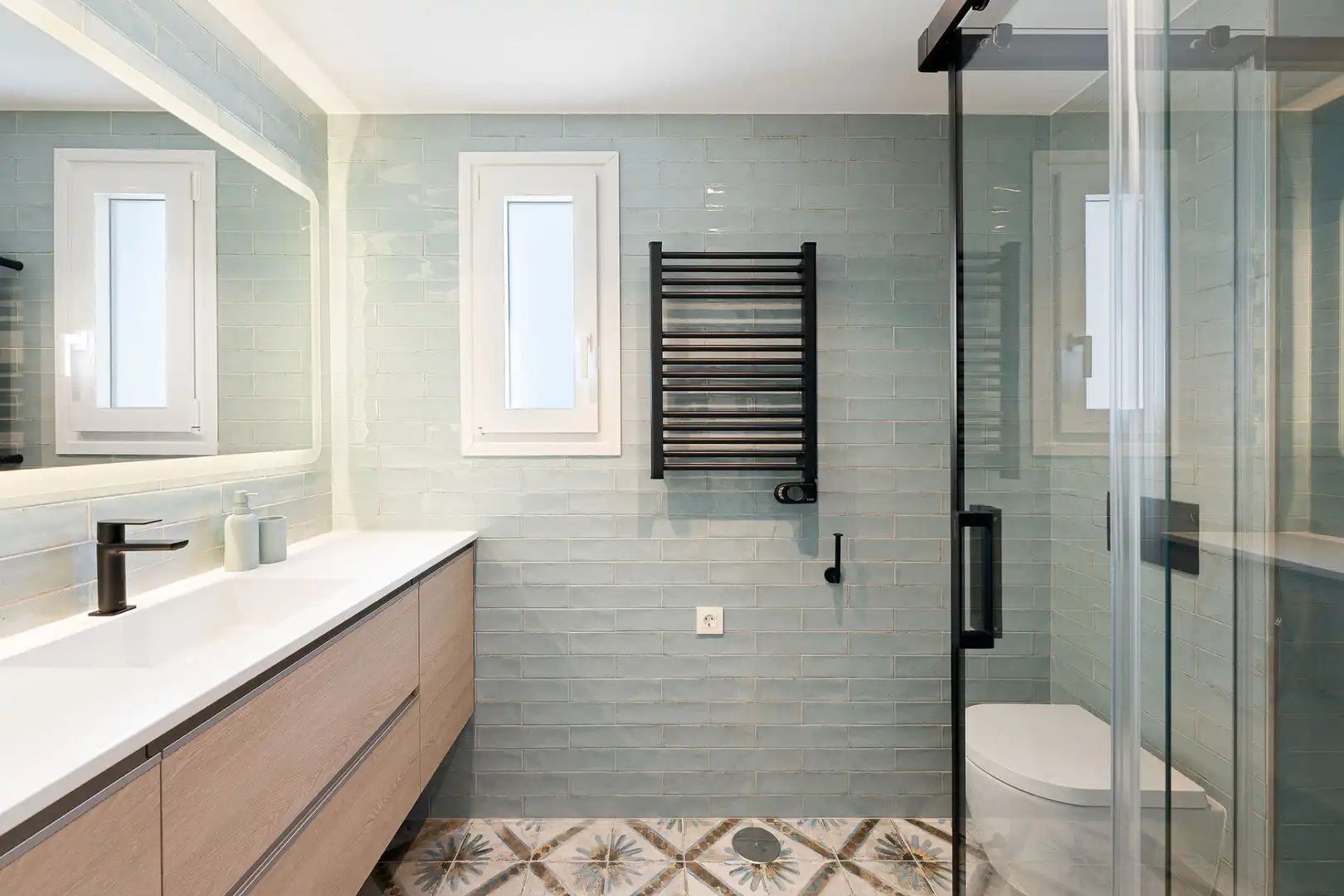 Baño de Ático en venta en Estepona con Aire acondicionado, Terraza y Trastero
