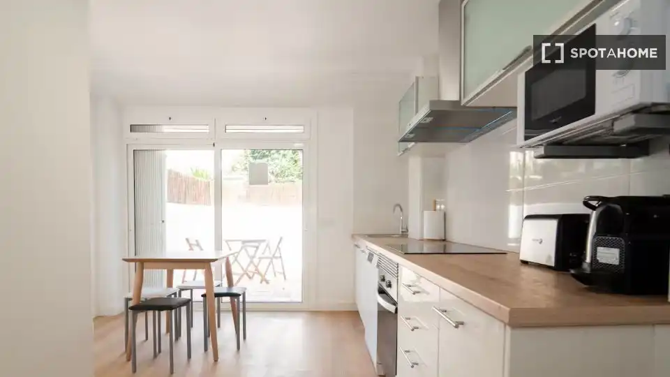Cocina de Piso de alquiler en Barcelona con Aire acondicionado, Calefacción y Amueblado