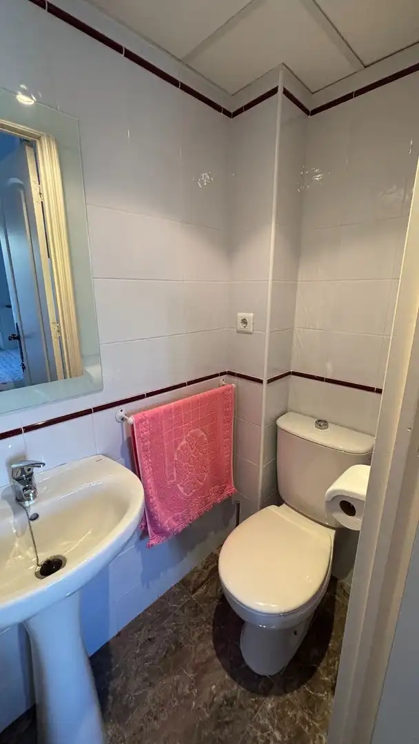 Baño de Casa adosada en venta en Torremolinos con Aire acondicionado, Calefacción y Terraza