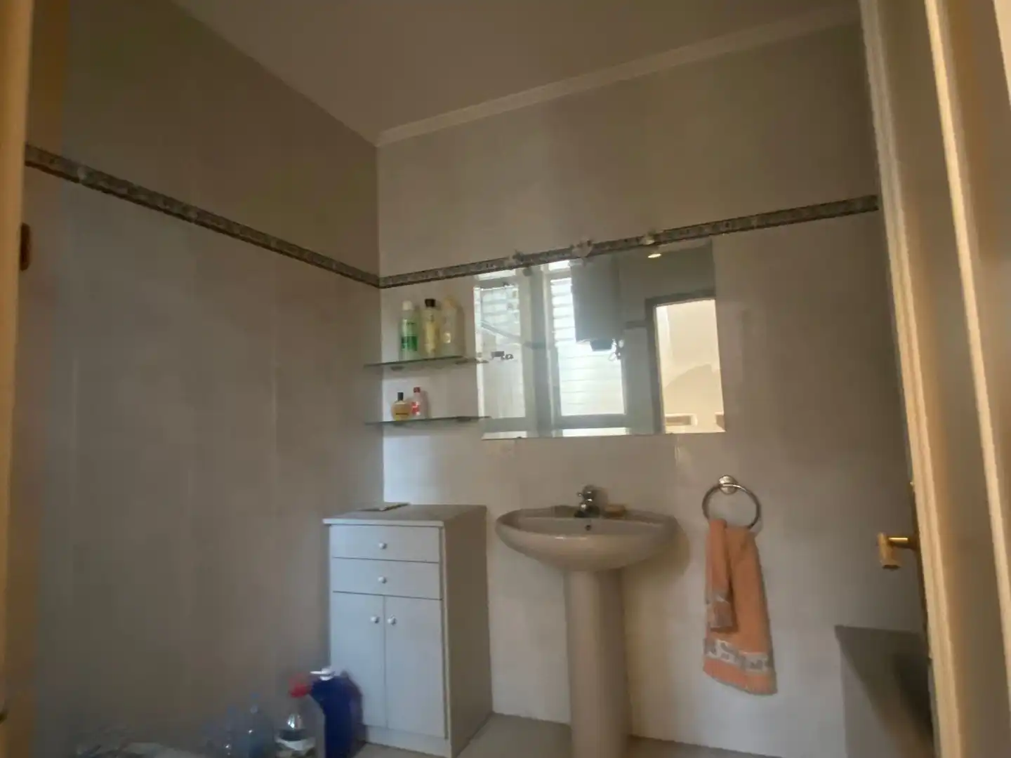 Bany de Edifici en venda en Amer