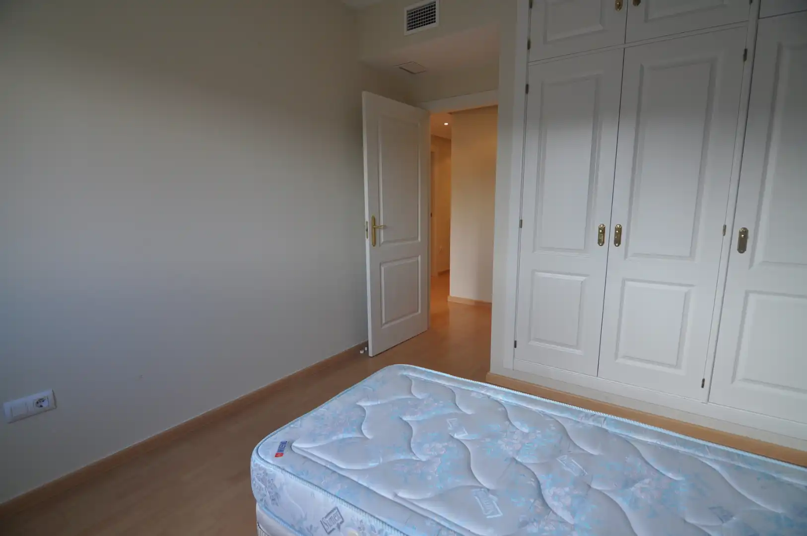 Flat with pool to rent in Calle los Alimoches, imagen 12