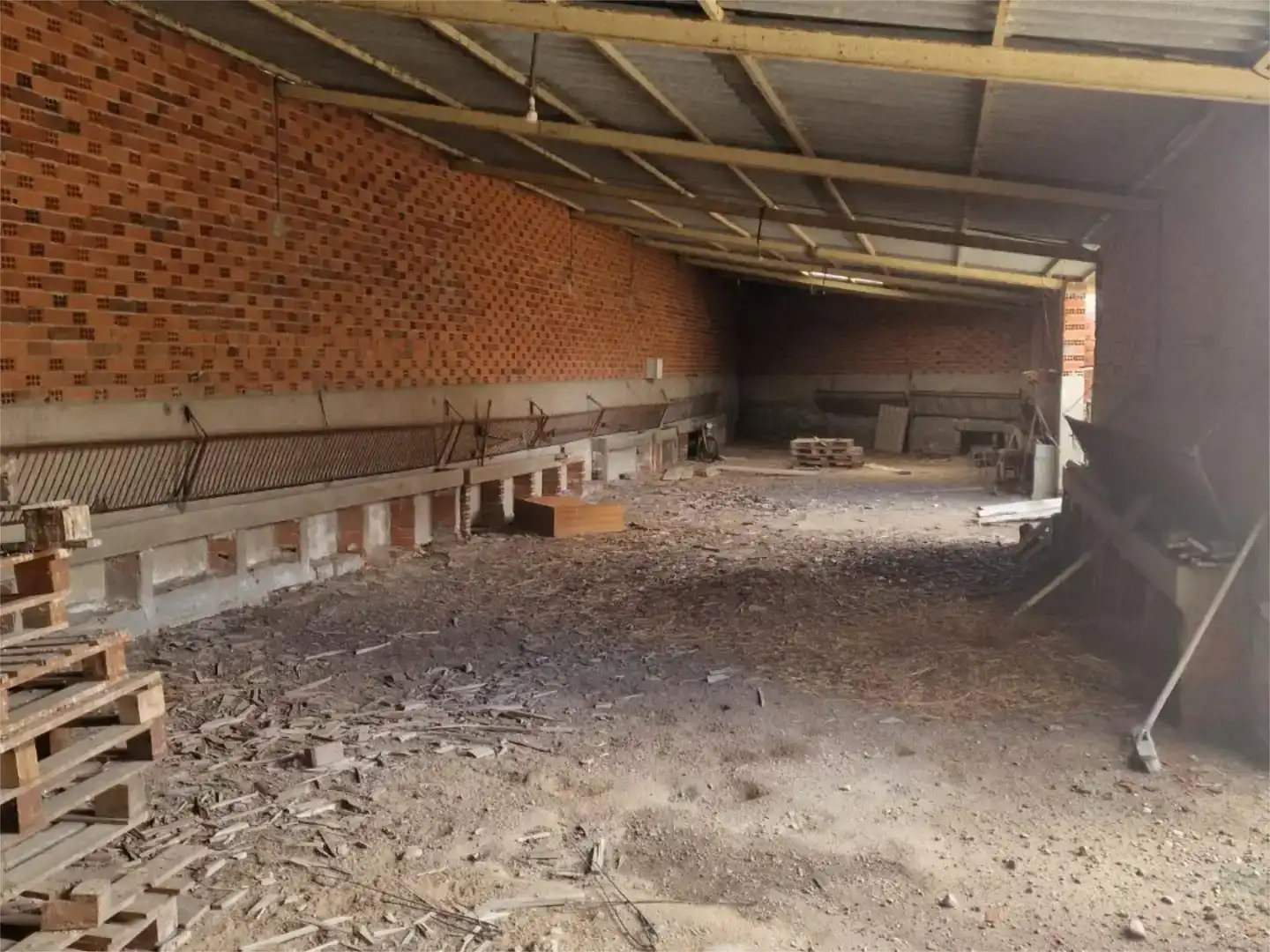Planta baixa en venda en Monfarracinos
