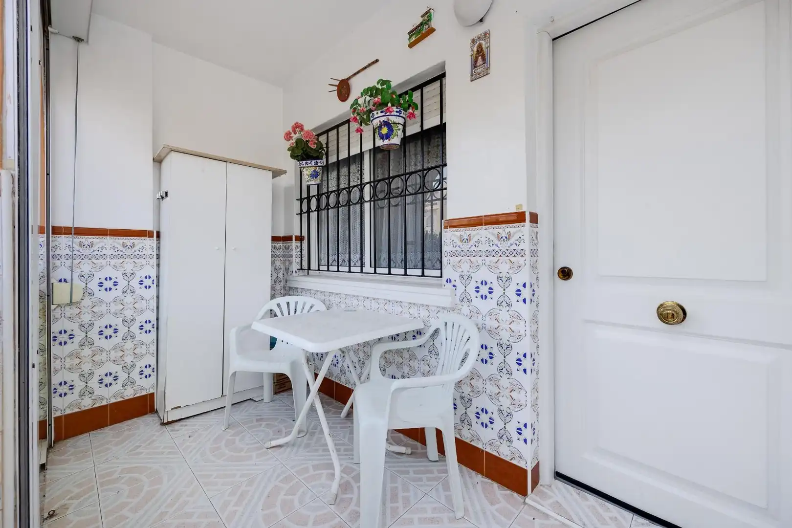 Bungalow with pool for sale in Calle Ramón Rubial Cavias, imagen 5