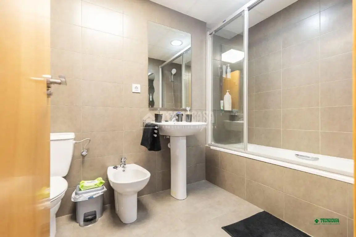 Baño de Piso en venta en Almería con Aire acondicionado y Trastero