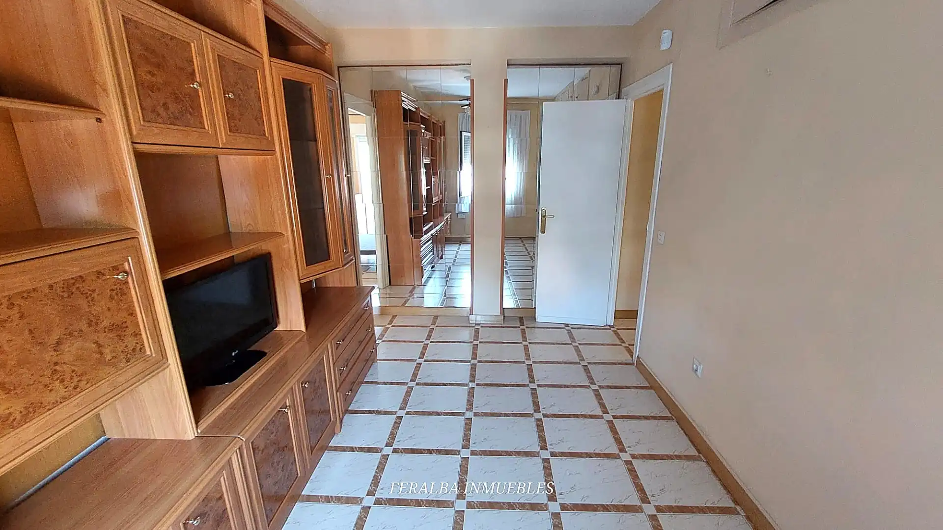 Wohnung zum Verkauf in Madrid mit Klimaanlage, Heizung und Terrasse