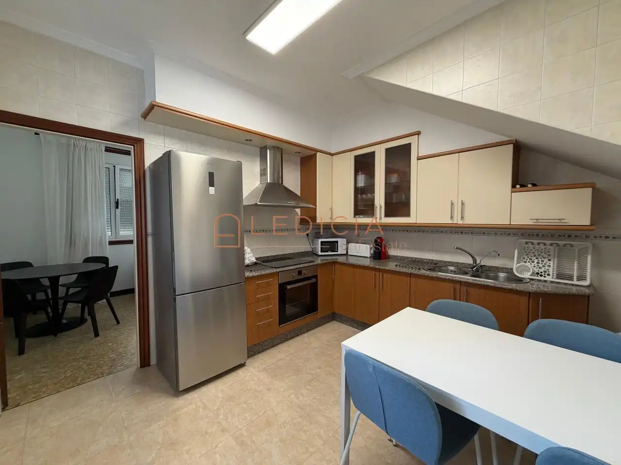Cocina de Casa o chalet de alquiler en Cangas  con Calefacción, Jardín privado y Parquet