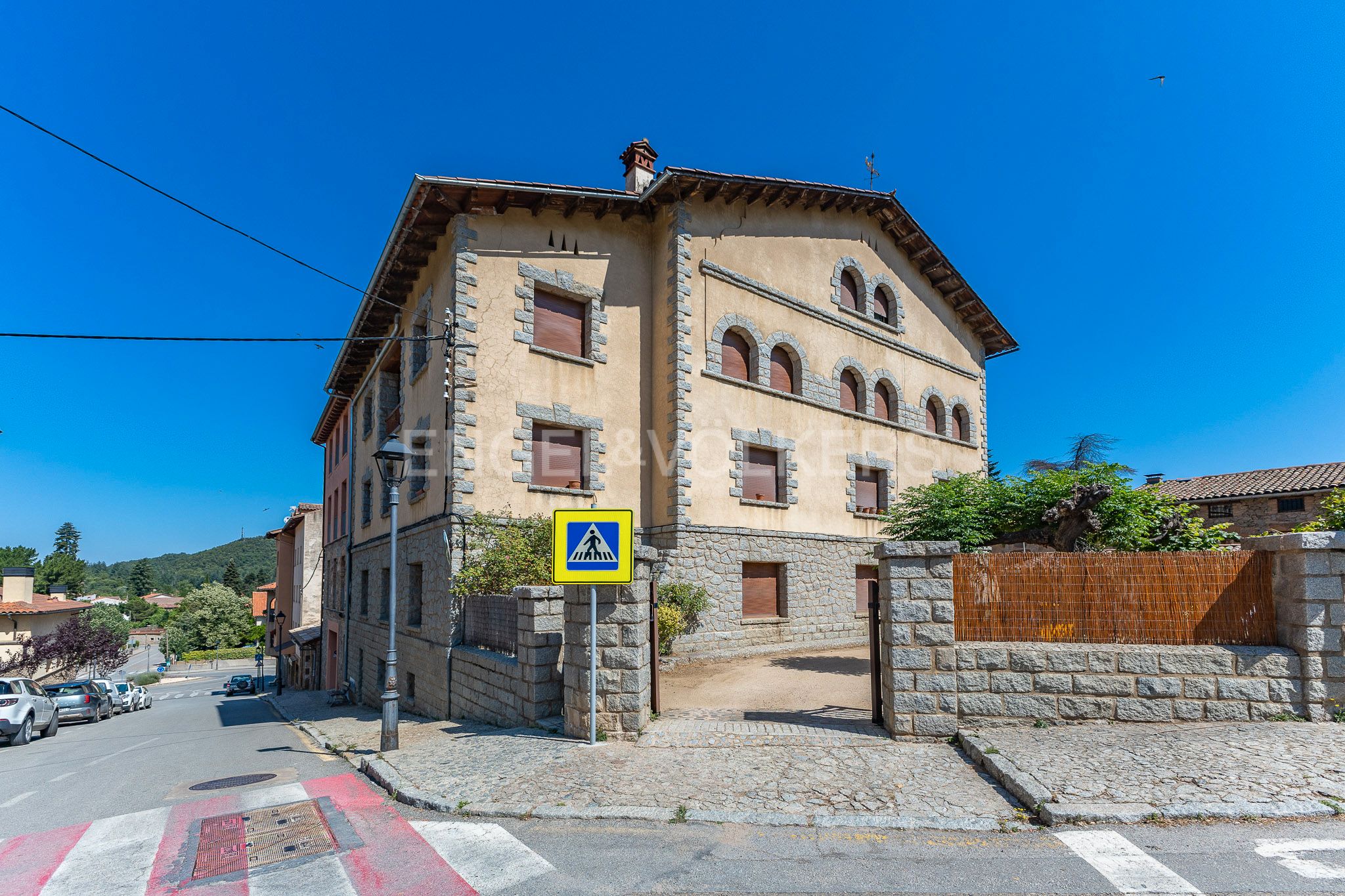 Vista exterior de Apartament en venda en Viladrau amb Calefacció i Jardí privat