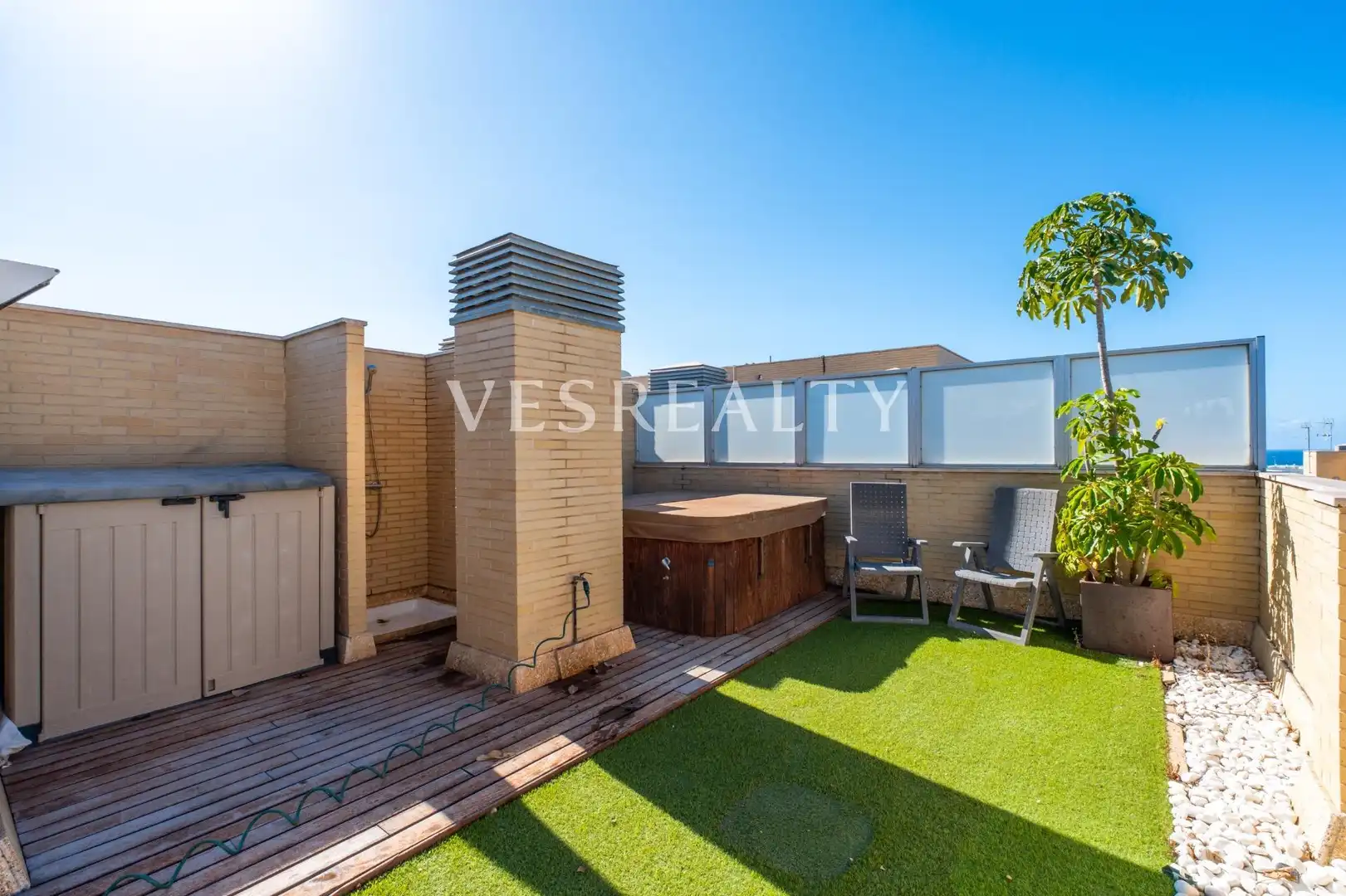 Vista exterior de Ático en venta en Alicante / Alacant con Aire acondicionado, Calefacción y Terraza
