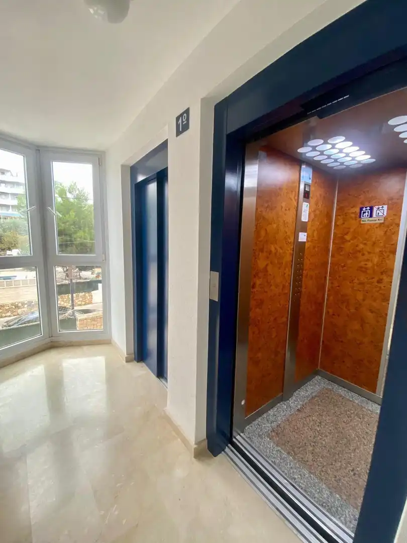 Apartament en venda en Calpe / Calp amb Terrassa i Piscina comunitària