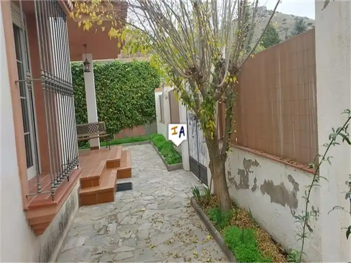 House with pool for sale in Íllora, imagen 3