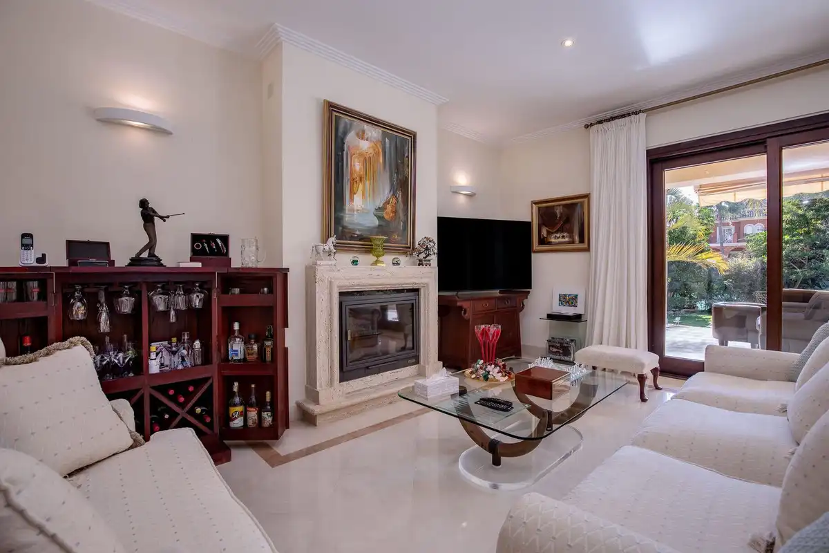 Chalet con terraza en venta en Avenida de Ronda 3C, imagen 4