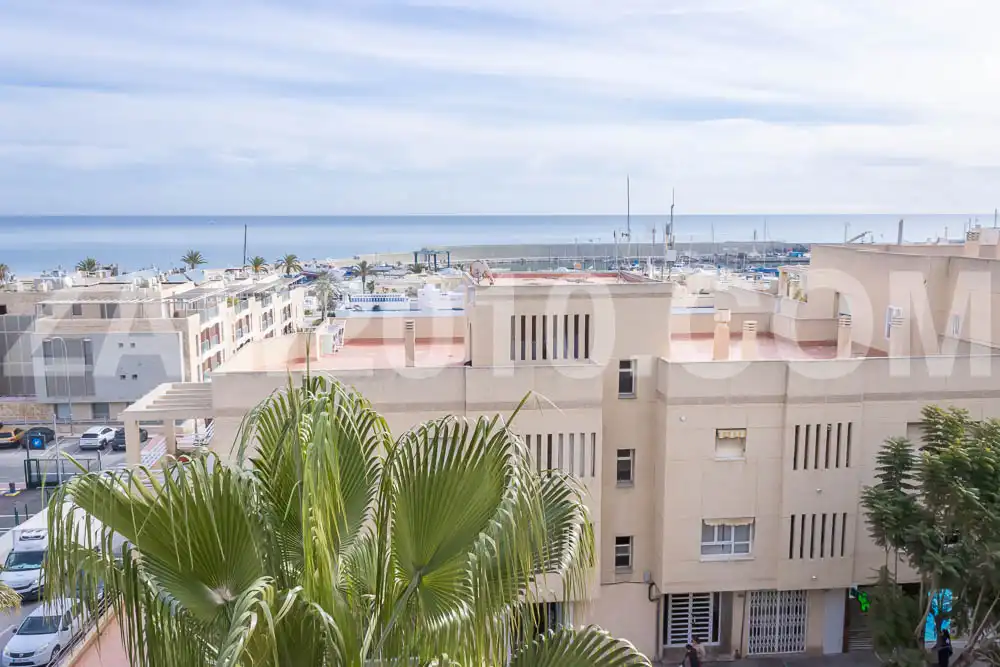 Vista exterior de Ático en venta en Garrucha con Aire acondicionado, Calefacción y Terraza