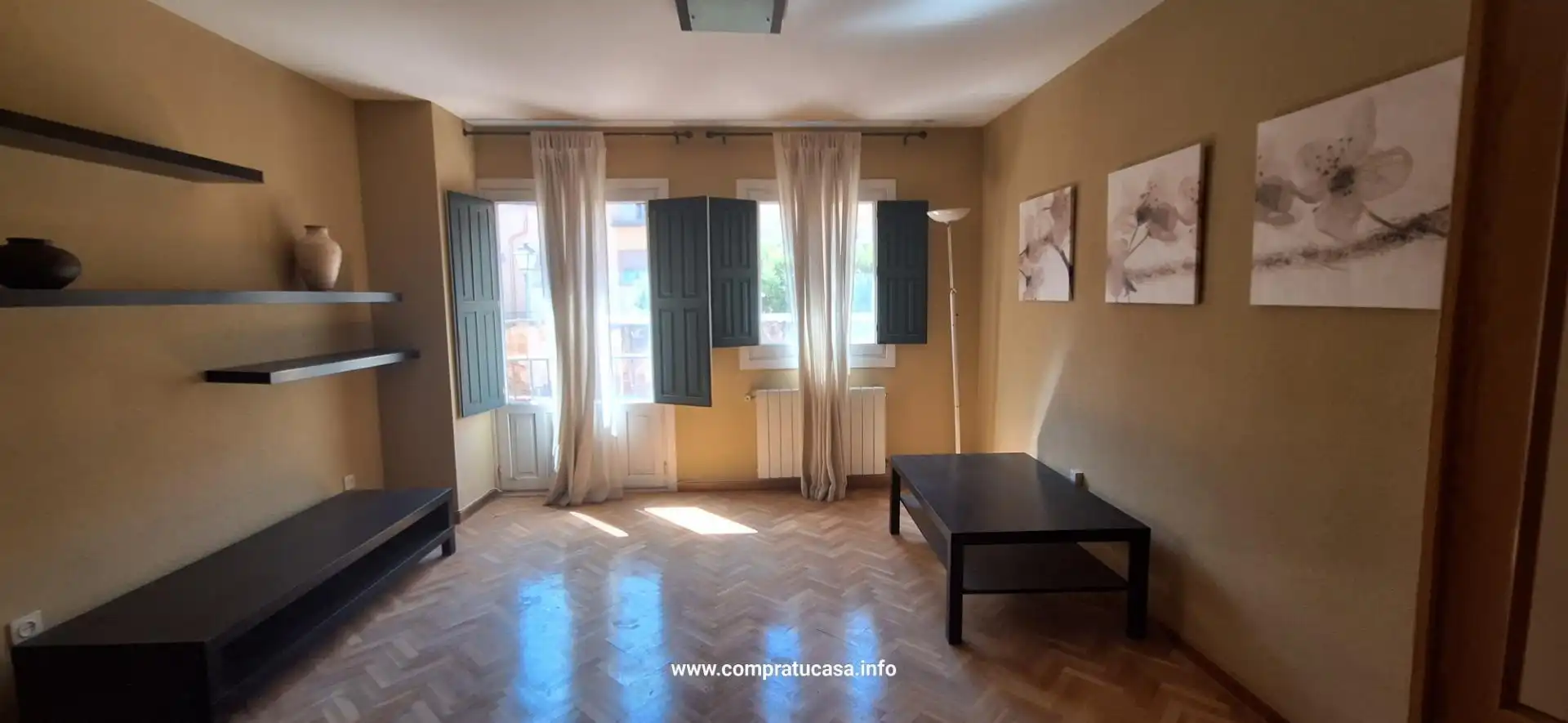 Sala de estar de Piso en venta en Segovia con Calefacción, Jardín privado y Parquet