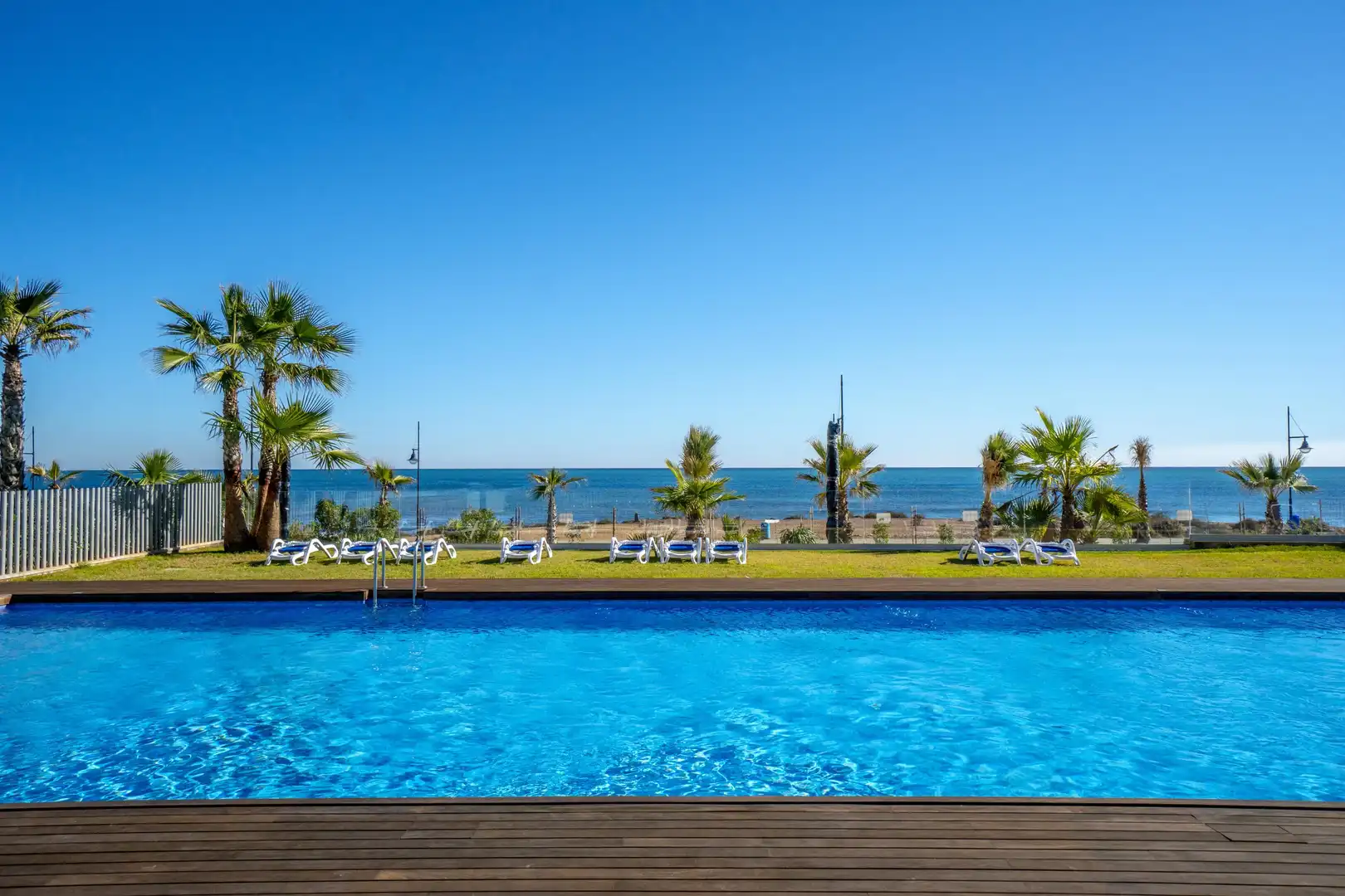 Ático con terraza en venta en Calle Mar de Fondo, imagen 5
