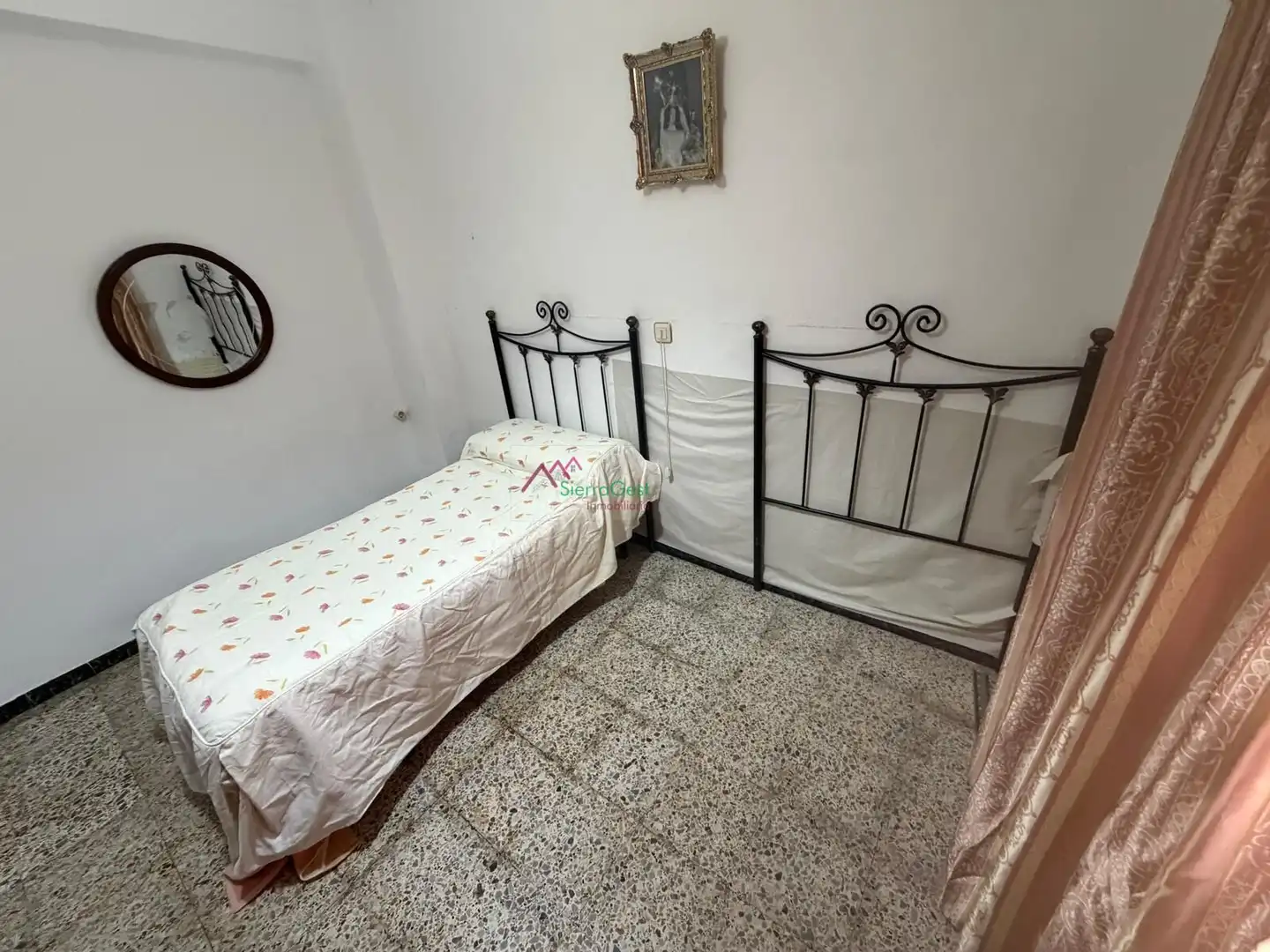 Dormitori de Planta baixa en venda en Ubrique