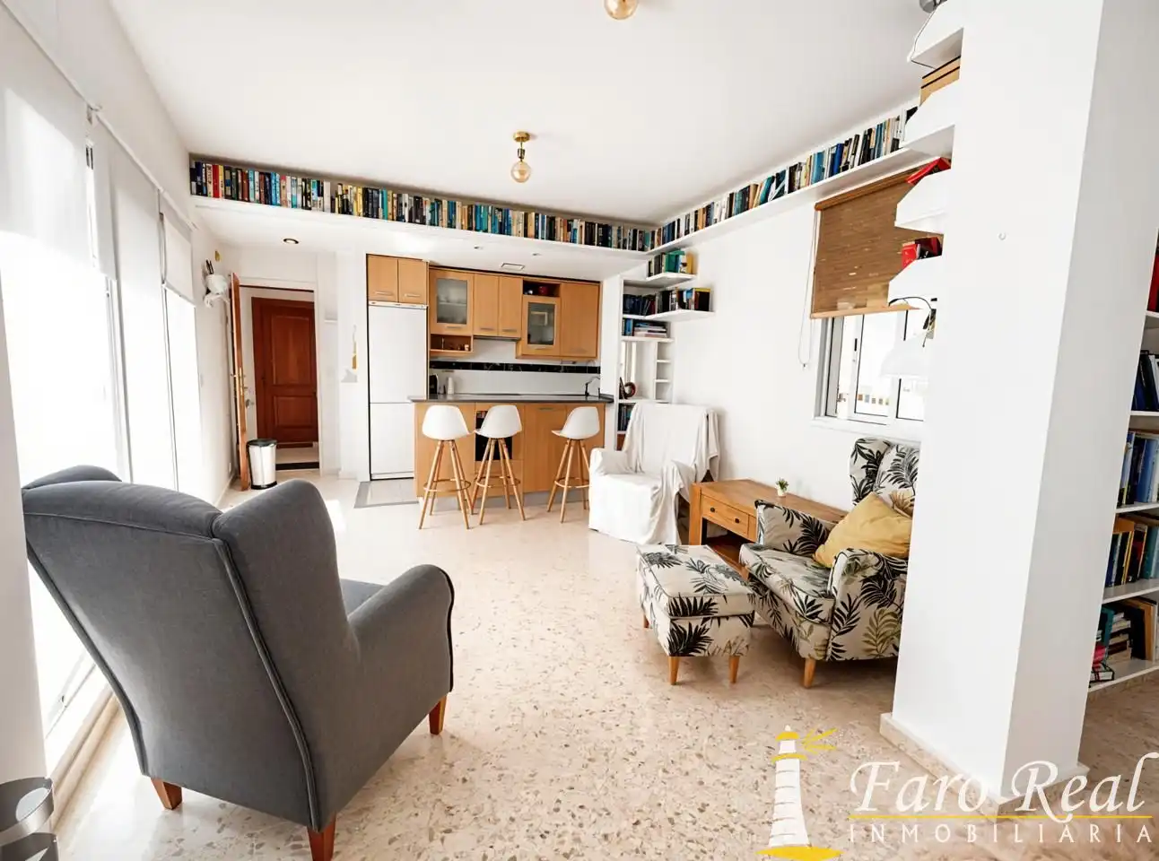 Sala de estar de Piso en venta en Sanlúcar de Barrameda con Aire acondicionado y Terraza