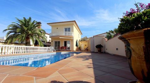 Foto 2 de Casa o chalet en venta en Cap Ras - Creus - Falconera, Empuriabrava