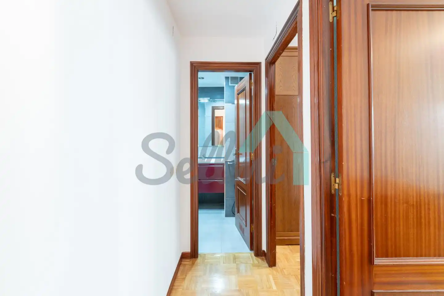 Piso de alquiler en Del Prado, Centro