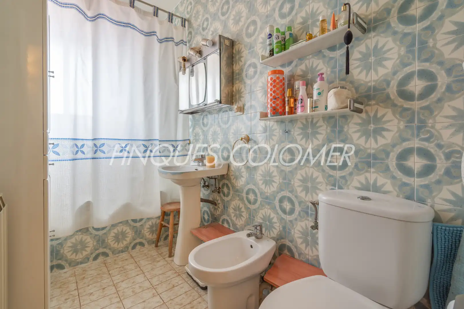 Baño de Ático en venta en Rubí con Calefacción, Terraza y Horno