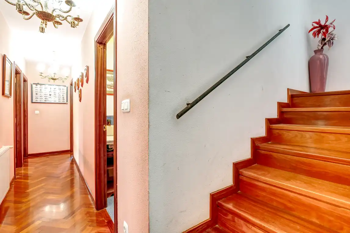 Casa adosada en venta en A Coruña Capital  con Calefacción, Jardín privado y Parquet