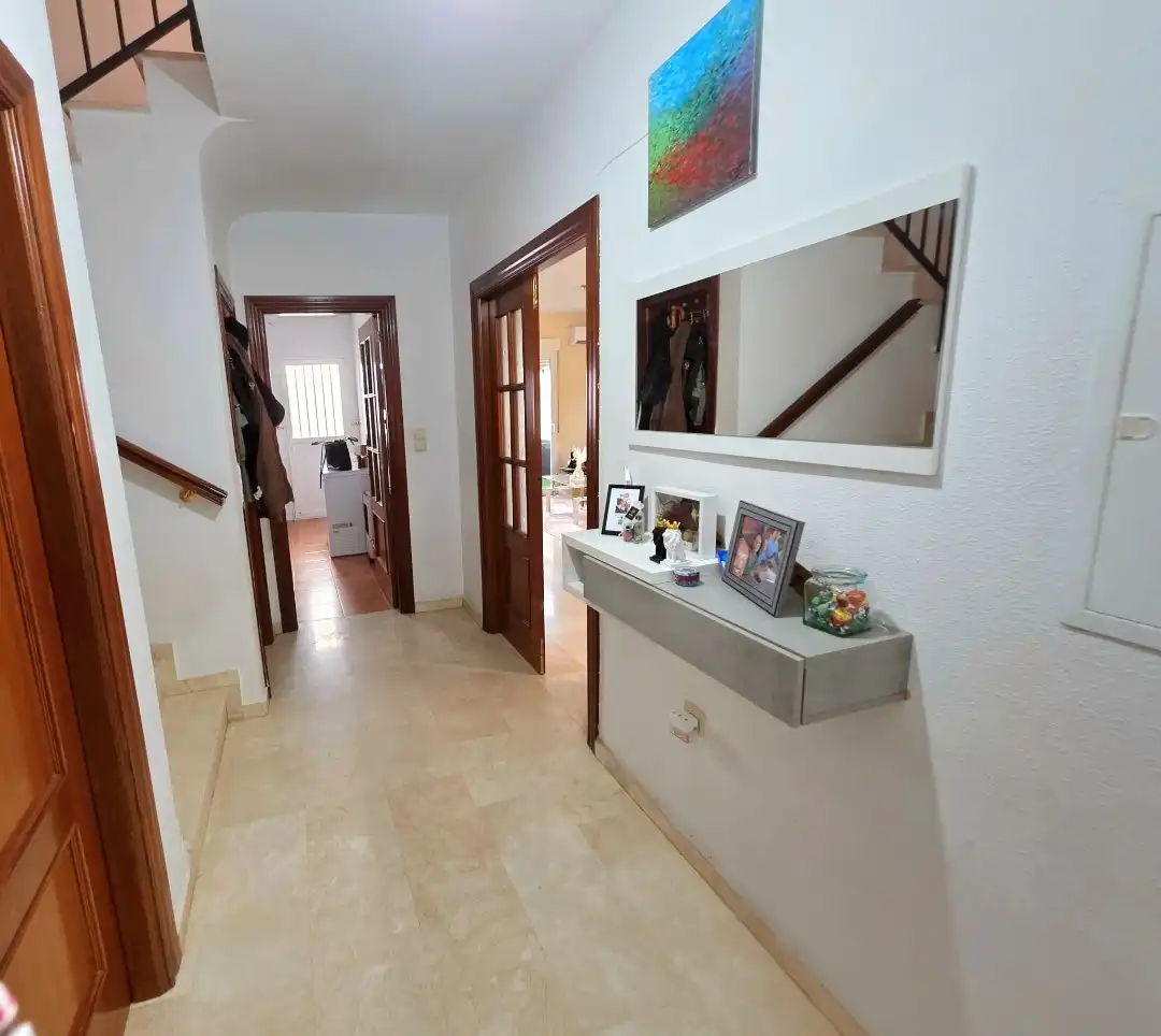 Terraced house with terrace for sale in Calle del Olivillo 25, imagen 11