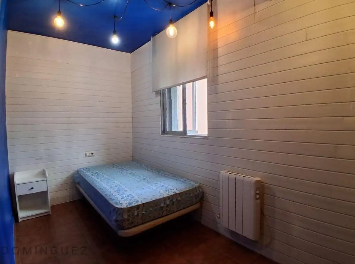 Bedroom of Flat for sale in Vigo   with Heating