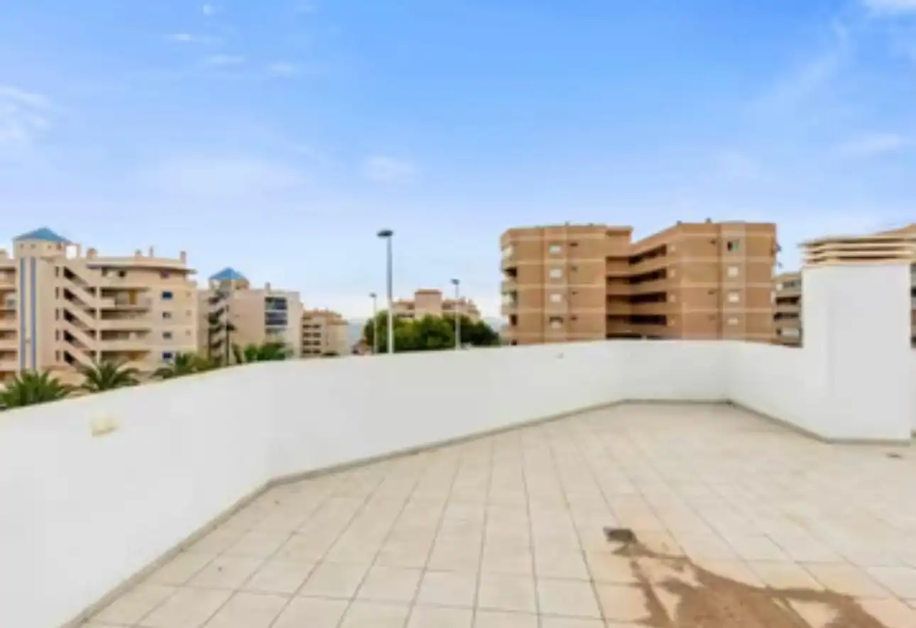 Terrassa de Àtic de lloguer en Elche / Elx amb Aire condicionat, Calefacció i Terrassa
