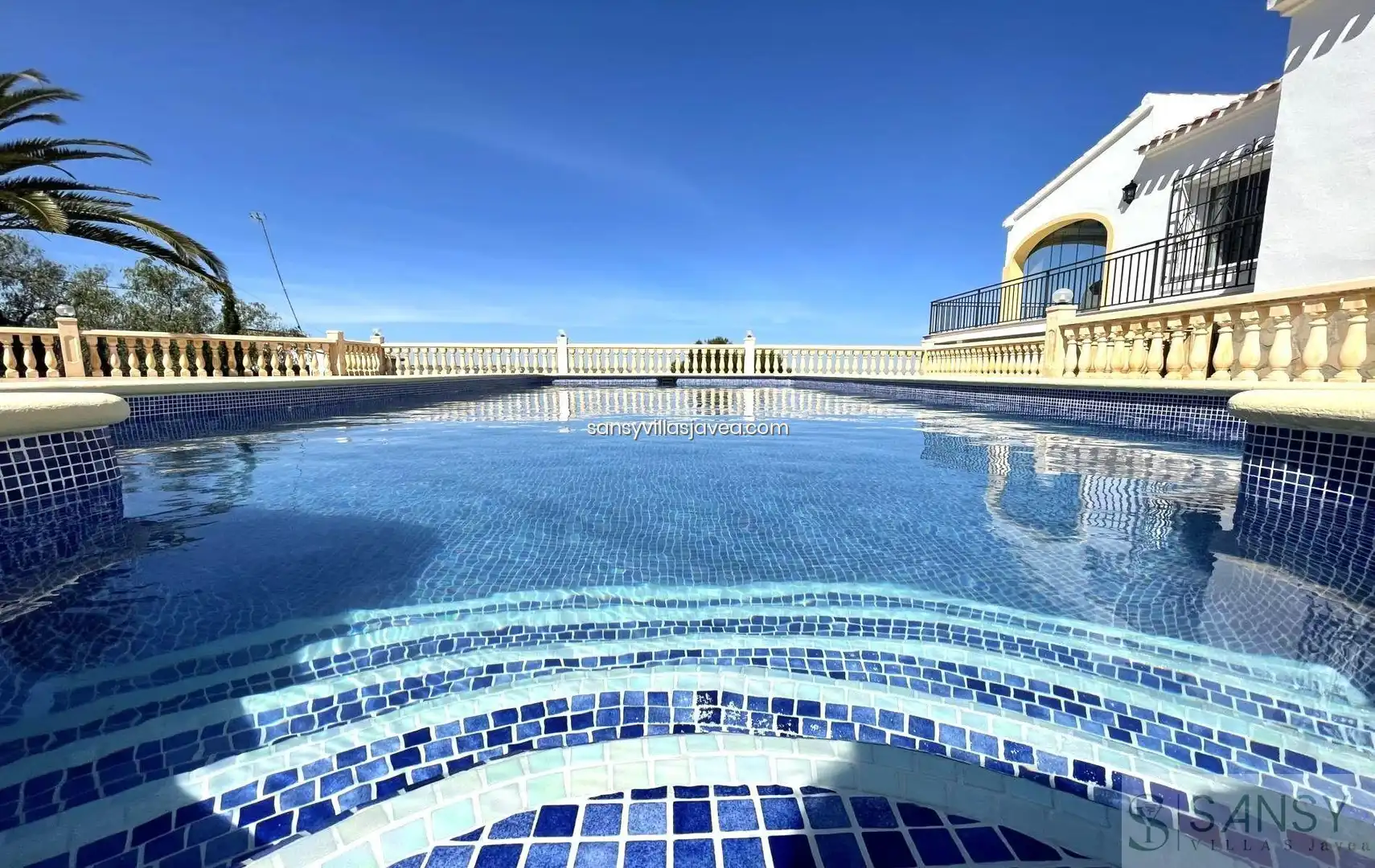 Swimming pool of Houses for sale in Jávea / Xàbia  with Air Conditioner and Storage room