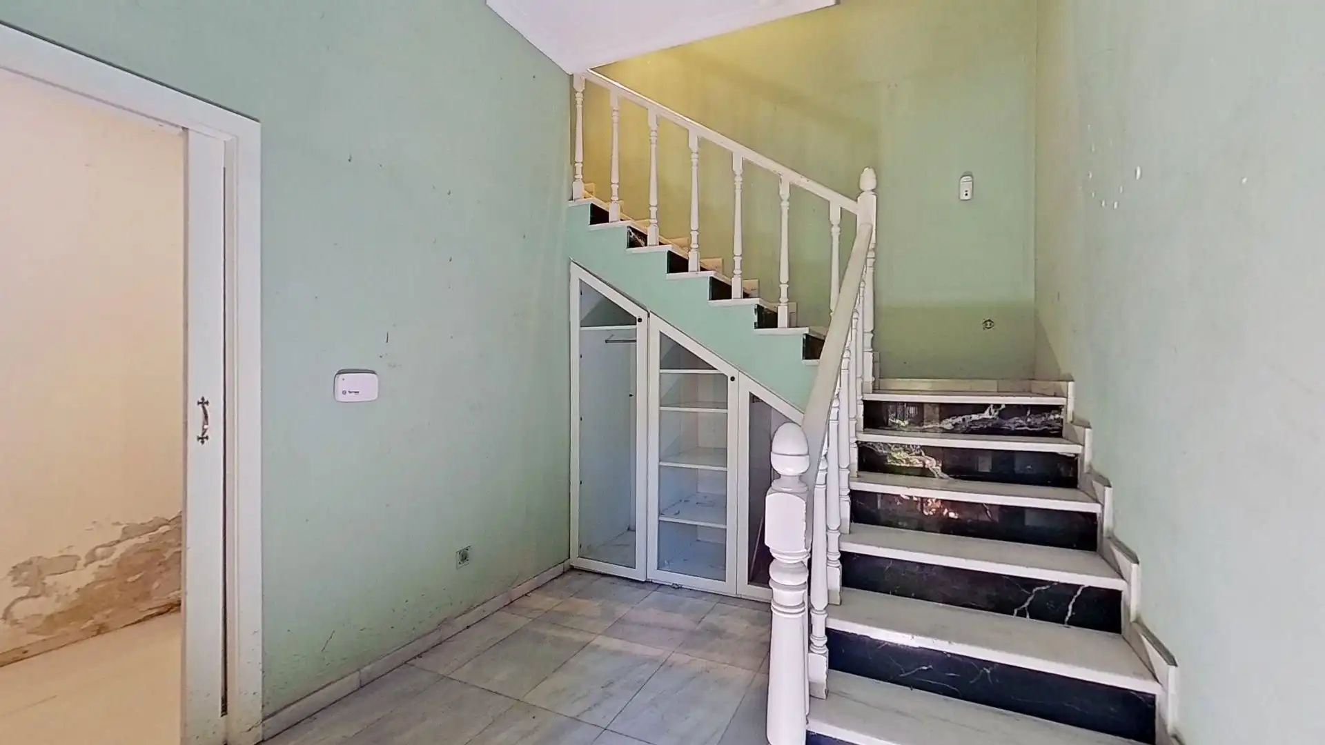 Einfamilien-Reihenhaus zum Verkauf in El Prat de Llobregat mit Privatgarten und Terrasse