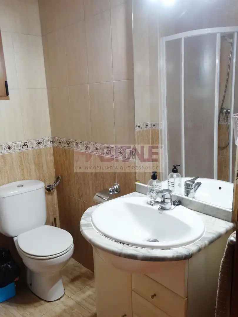 Bany de Casa o xalet en venda en Xàtiva amb Terrassa, Traster i Piscina
