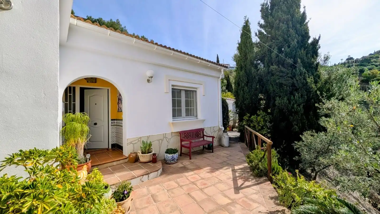 Vista exterior de Casa o chalet en venta en Cómpeta con Jardín privado